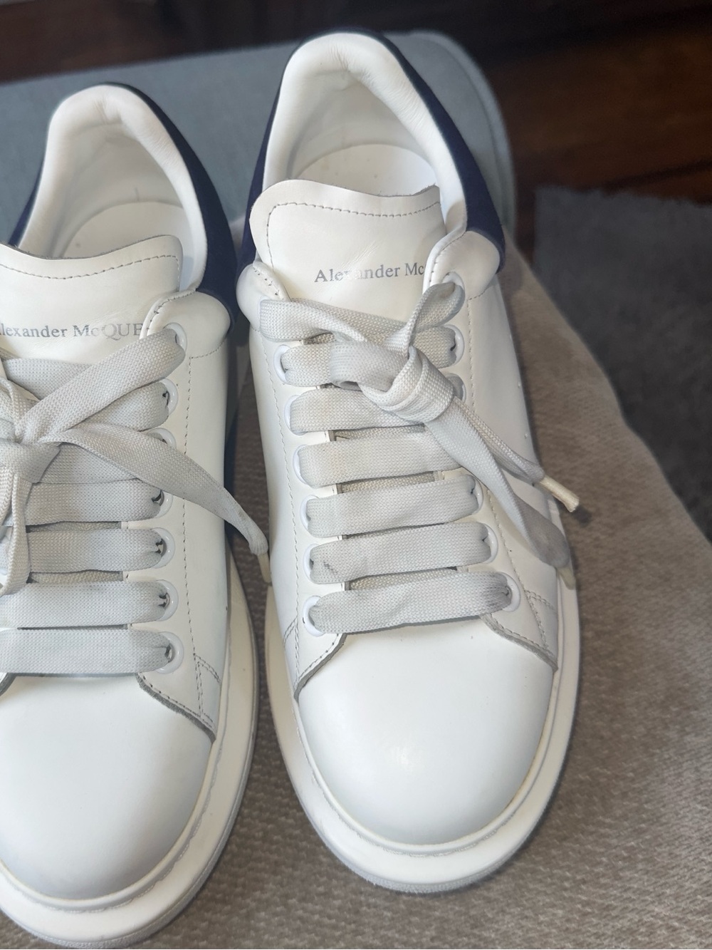 Alexander McQueen White Leather Low-Top Sneakers with Navy Heel Tab